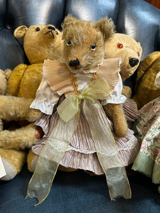 PERSEPHONE Chiltern bear, fully jointed, blonde mohair